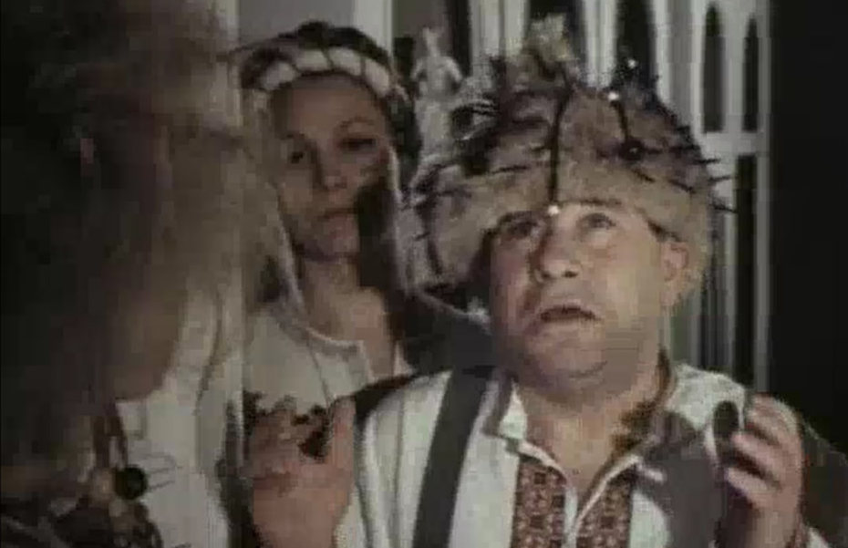 "Она с метлой, он в черной шляпе". Баба-Яга и графоман