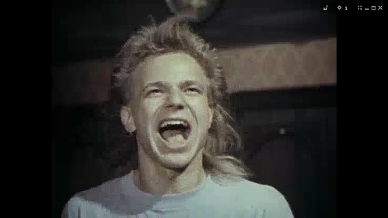 "Она с метлой, он в черной шляпе". Владимир Пресняков и маленькая Баба-Яга